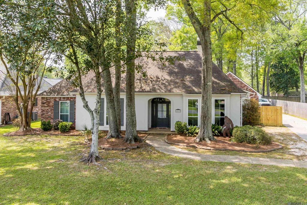 6022 Grand Coteau Dr, Baton Rouge, LA 70817