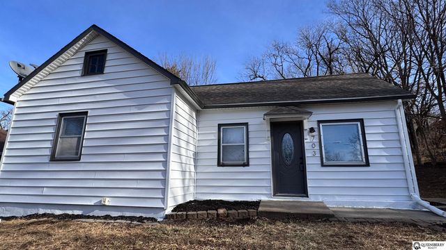 703 S 10th Street, Plattsmouth, NE 68048