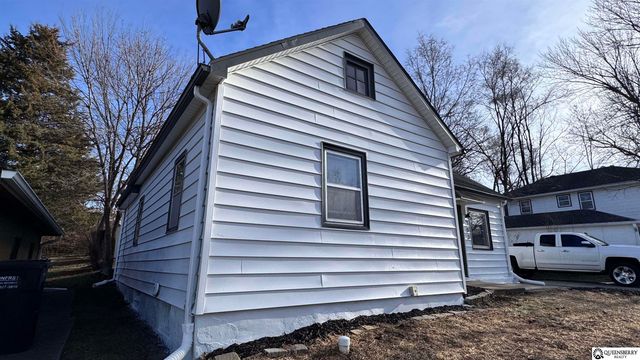 703 S 10th Street, Plattsmouth, NE 68048