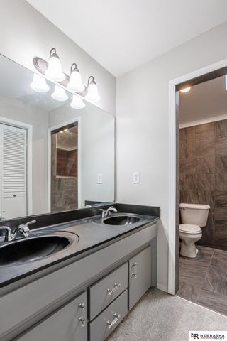 508 Jinings Drive, Bellevue, NE 68005