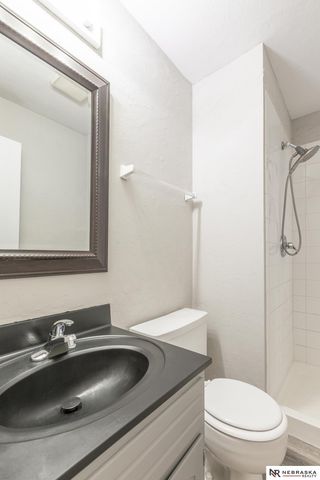 508 Jinings Drive, Bellevue, NE 68005