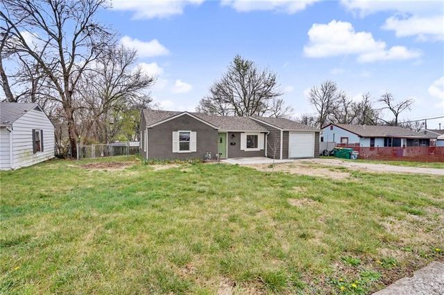 1106 S 50th Drive, Kansas City, KS 66106