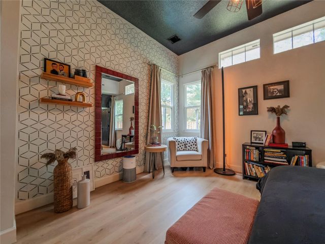 48 Lakeridge Drive, The Woodlands, TX 77381