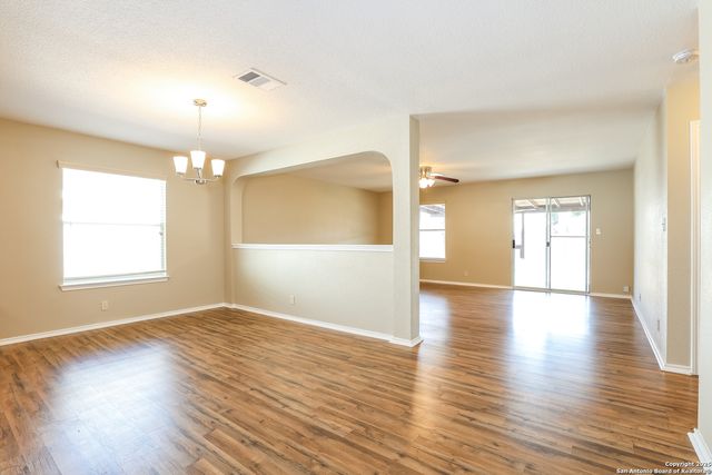 8534 Snakeweed, Converse, TX 78109