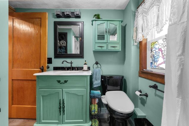 548 Plymouth St, East Bridgewater, MA 02333