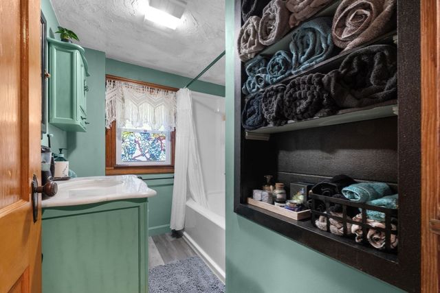 548 Plymouth St, East Bridgewater, MA 02333