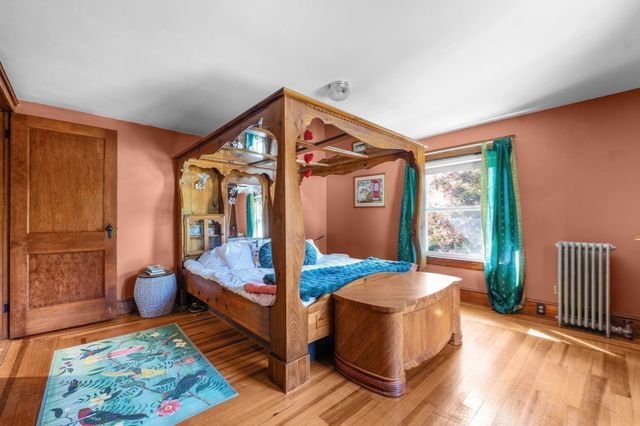 548 Plymouth St, East Bridgewater, MA 02333
