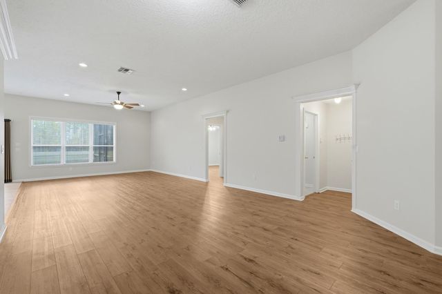 391 Stonehurst Pkwy, St Augustine, FL 32092