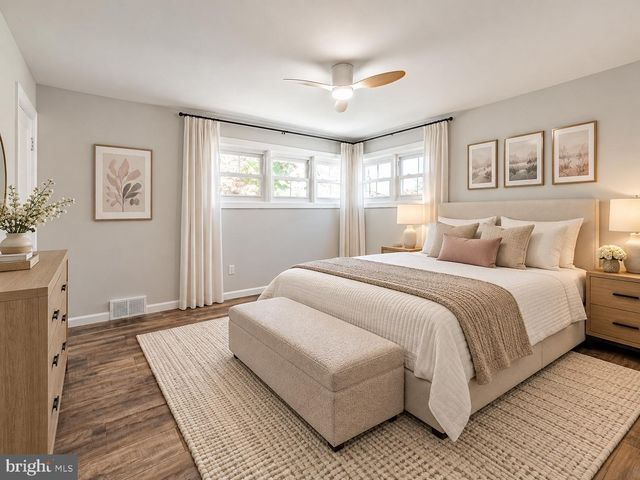 134 VILLANOVA DR, Lawrence Township, NJ 08648