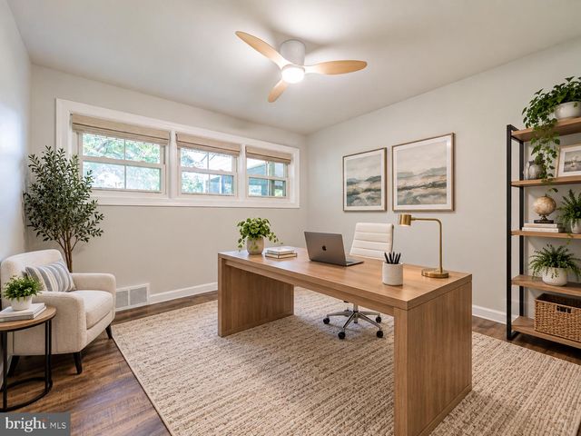 134 VILLANOVA DR, Lawrence Township, NJ 08648