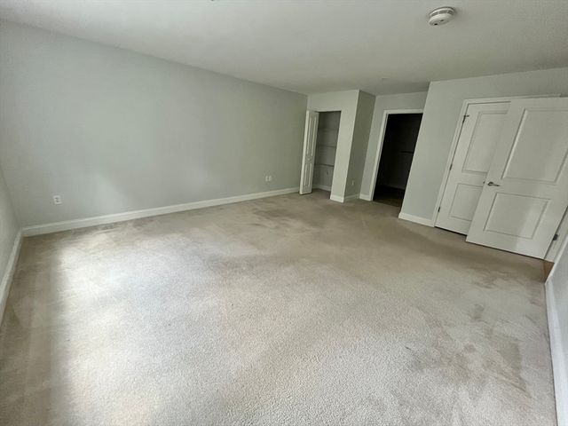 320 Rindge Ave 204, Cambridge, MA 02140