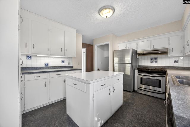 1305 Alpine Drive, West Columbia, SC 29169