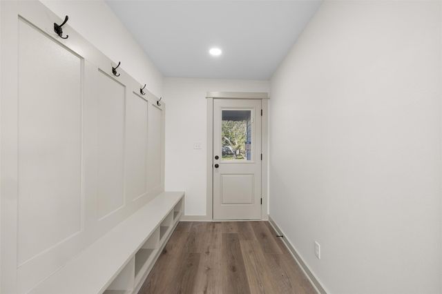 911 Eilers Street, Schulenburg, TX 78956