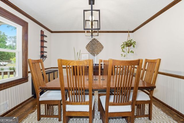 3010 Meadow Court NW, Marietta, GA 30064