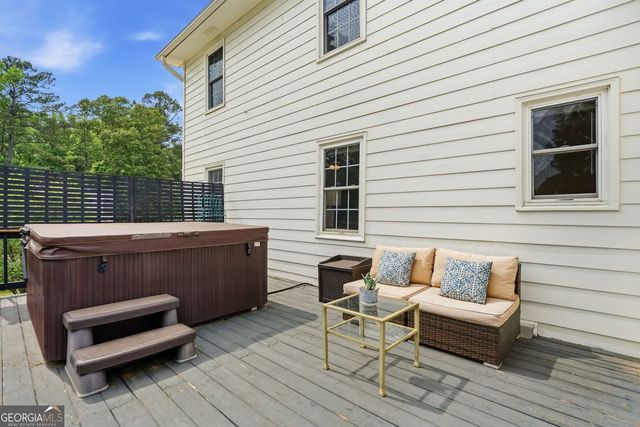 3010 Meadow Court NW, Marietta, GA 30064