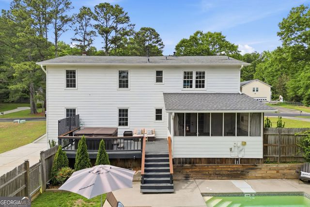 3010 Meadow Court NW, Marietta, GA 30064