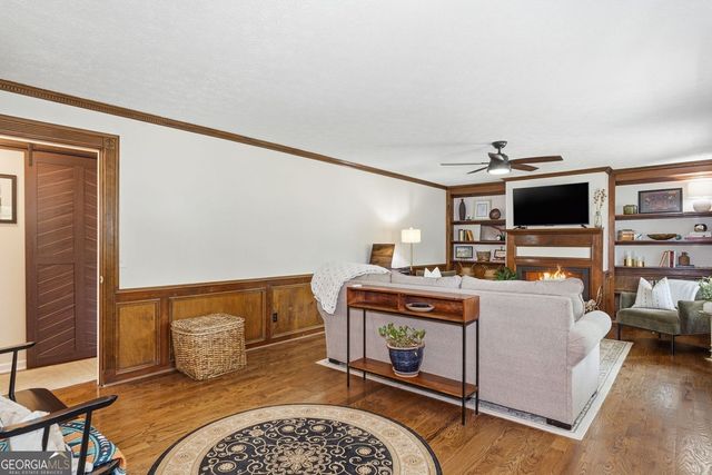 3010 Meadow Court NW, Marietta, GA 30064