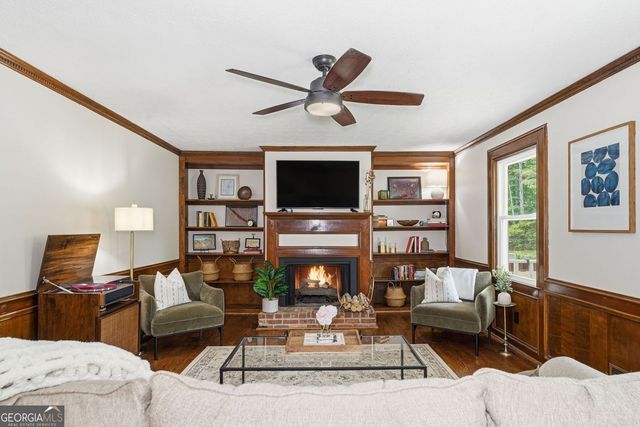 3010 Meadow Court NW, Marietta, GA 30064