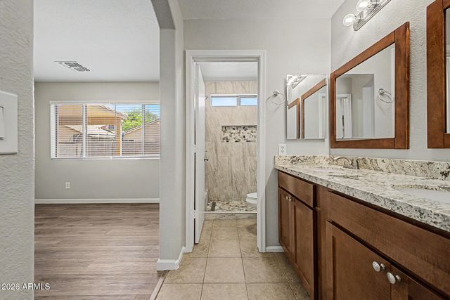 955 E MONTELEONE Street, San Tan Valley, AZ 85140