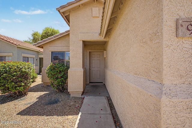955 E MONTELEONE Street, San Tan Valley, AZ 85140
