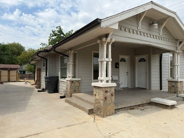 801 Mount Auburn Avenue, Dallas, TX 75223