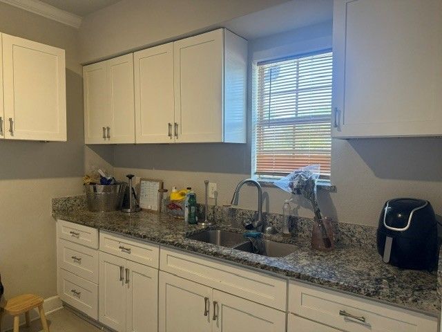 801 Mount Auburn Avenue, Dallas, TX 75223