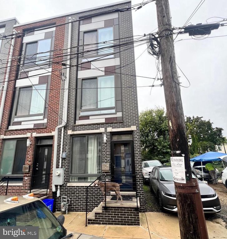 2066 E RUSH ST, Philadelphia, PA 19134