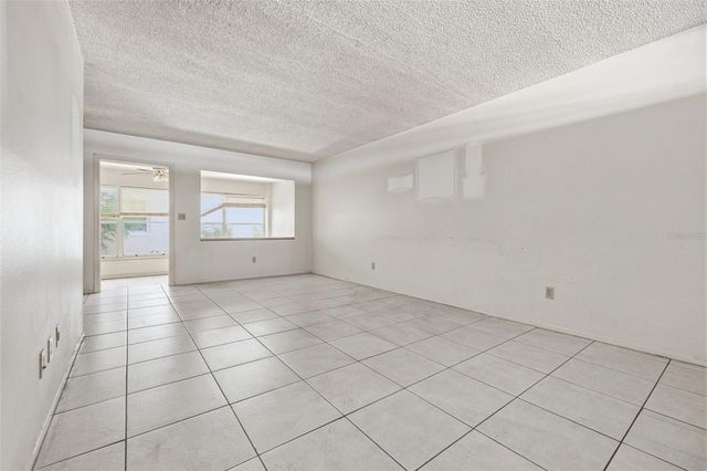 3100 HARTFORD STREET N 129, St Petersburg, FL 33713