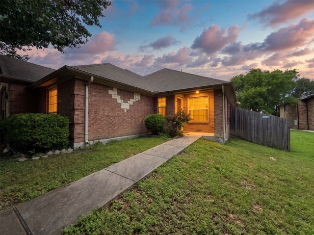 1995 Castle Drive, Garland, TX 75040