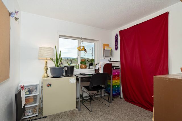 4729 S Pacific Highway UNIT 12, Phoenix, OR 97535