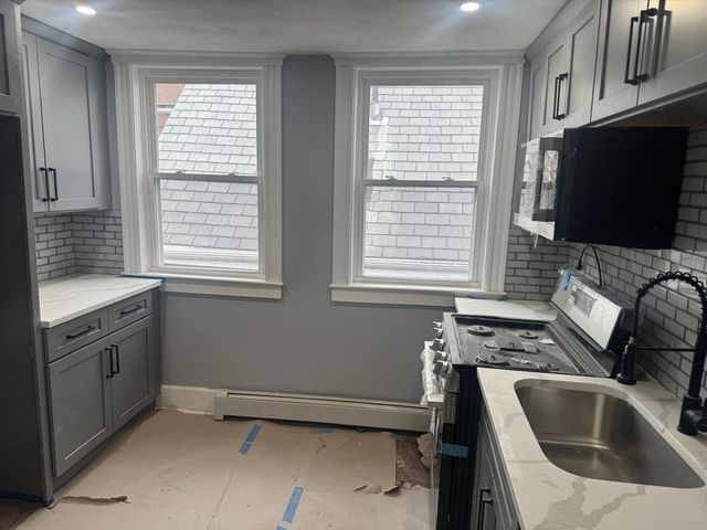 140 S Common St 3, Lynn, MA 01902