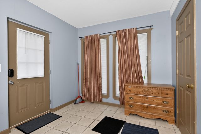 24 Broadway Street, Dry Ridge, KY 41035