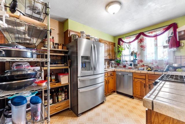 123 Gardenia Way, East Palo Alto, CA 94303