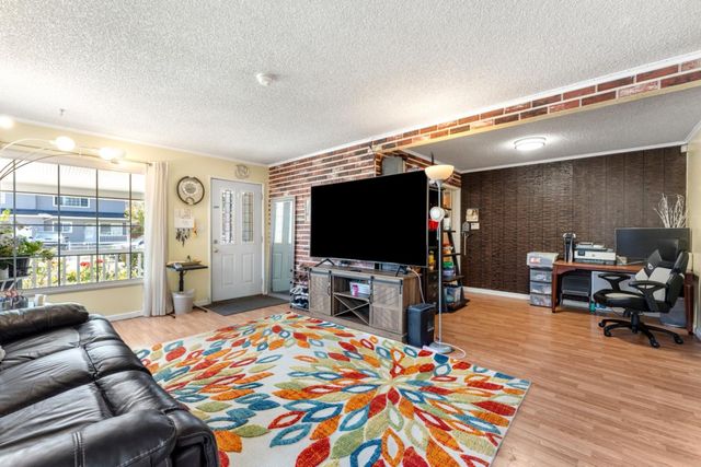 123 Gardenia Way, East Palo Alto, CA 94303