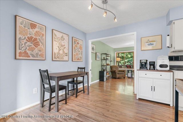 2315 E Provincial House Drive, Lansing, MI 48910