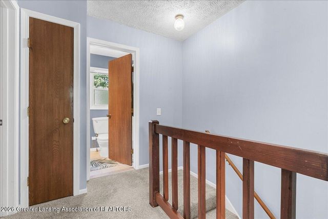 2315 E Provincial House Drive, Lansing, MI 48910