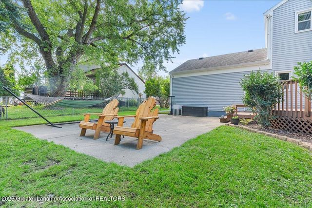 2315 E Provincial House Drive, Lansing, MI 48910