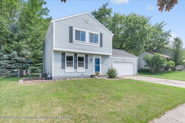 2315 E Provincial House Drive, Lansing, MI 48910