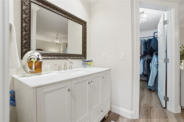 2542 Valais Court, Sugarcreek Twp, OH 45458