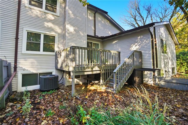 2542 Valais Court, Sugarcreek Twp, OH 45458