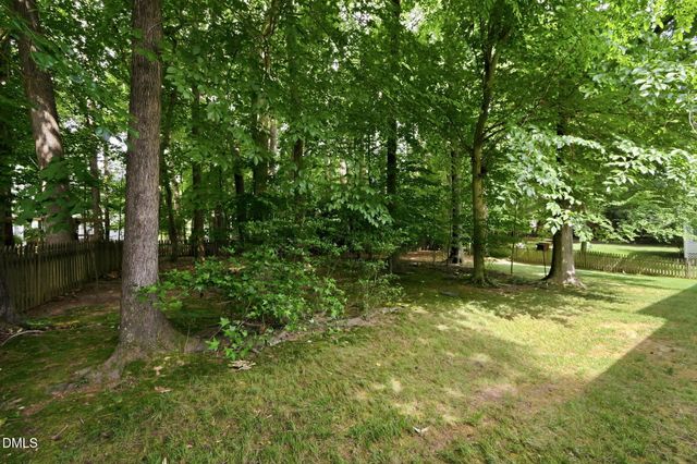 113 North Haven Drive, Chapel Hill, NC 27516