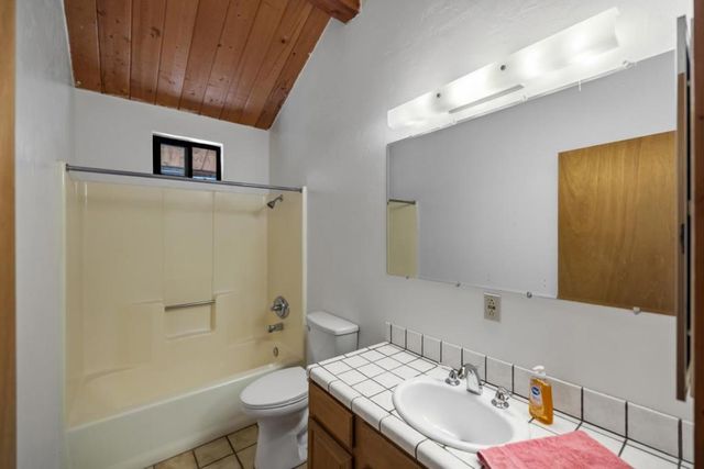 37840 Poppy Tree Lane, Carmel Valley, CA 93924