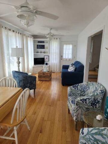 36 Sherman Road, South Kingstown, RI 02879