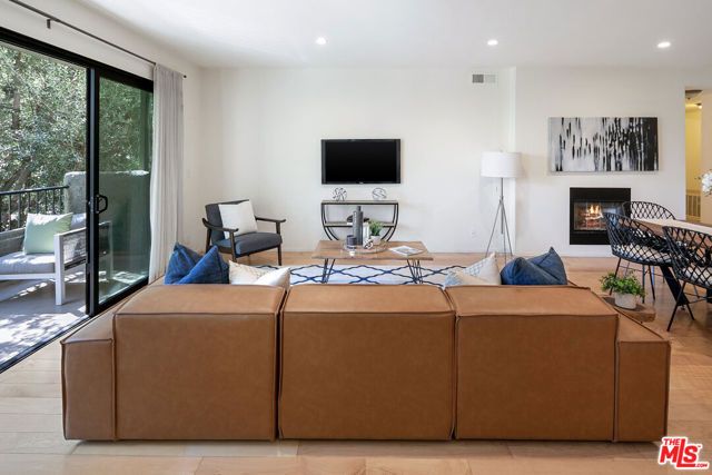 1506 S Bentley Avenue 308, Los Angeles, CA 90025