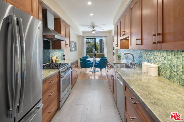 1506 S Bentley Avenue 308, Los Angeles, CA 90025