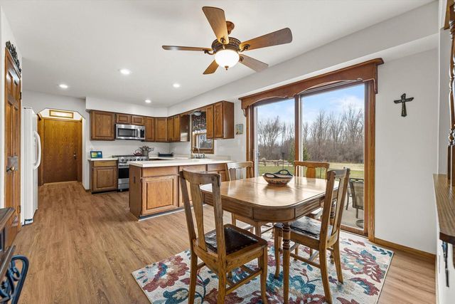 N106W16330 Fieldstone PASS, Germantown, WI 53022