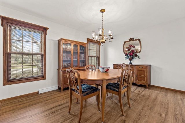 N106W16330 Fieldstone PASS, Germantown, WI 53022