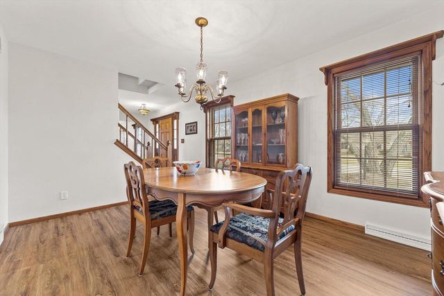 N106W16330 Fieldstone PASS, Germantown, WI 53022