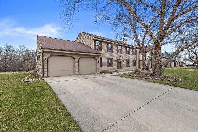 N106W16330 Fieldstone PASS, Germantown, WI 53022