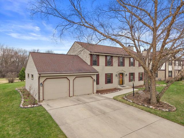 N106W16330 Fieldstone PASS, Germantown, WI 53022